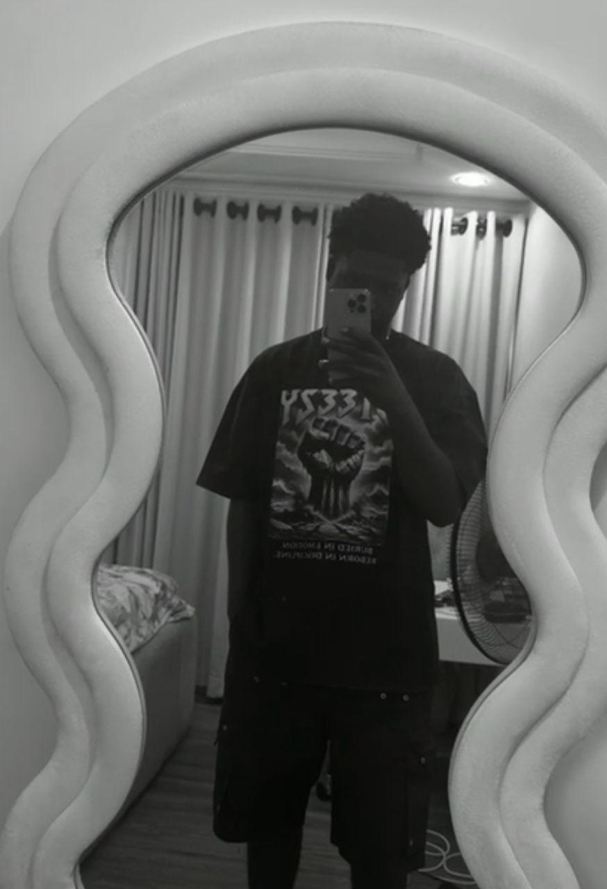 Steezy Graphic Tee styled by the YEENKSLUXE community